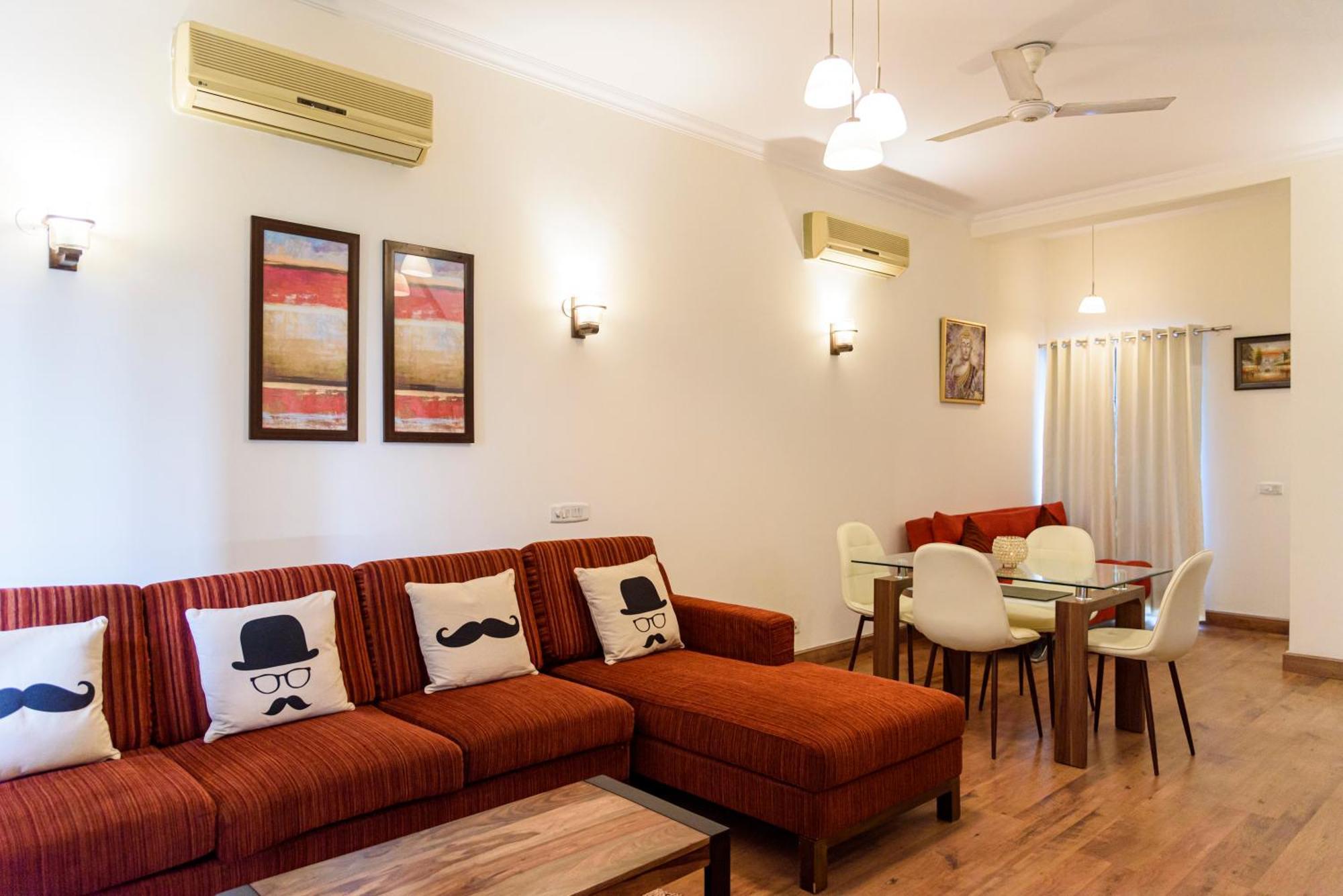 Beautiful Apartments At Tarudhan Valley Golf Resort, Manesar 古尔冈 客房 照片