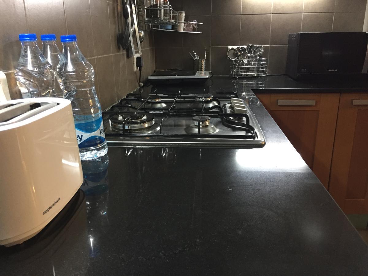 Beautiful Apartments At Tarudhan Valley Golf Resort, Manesar 古尔冈 外观 照片