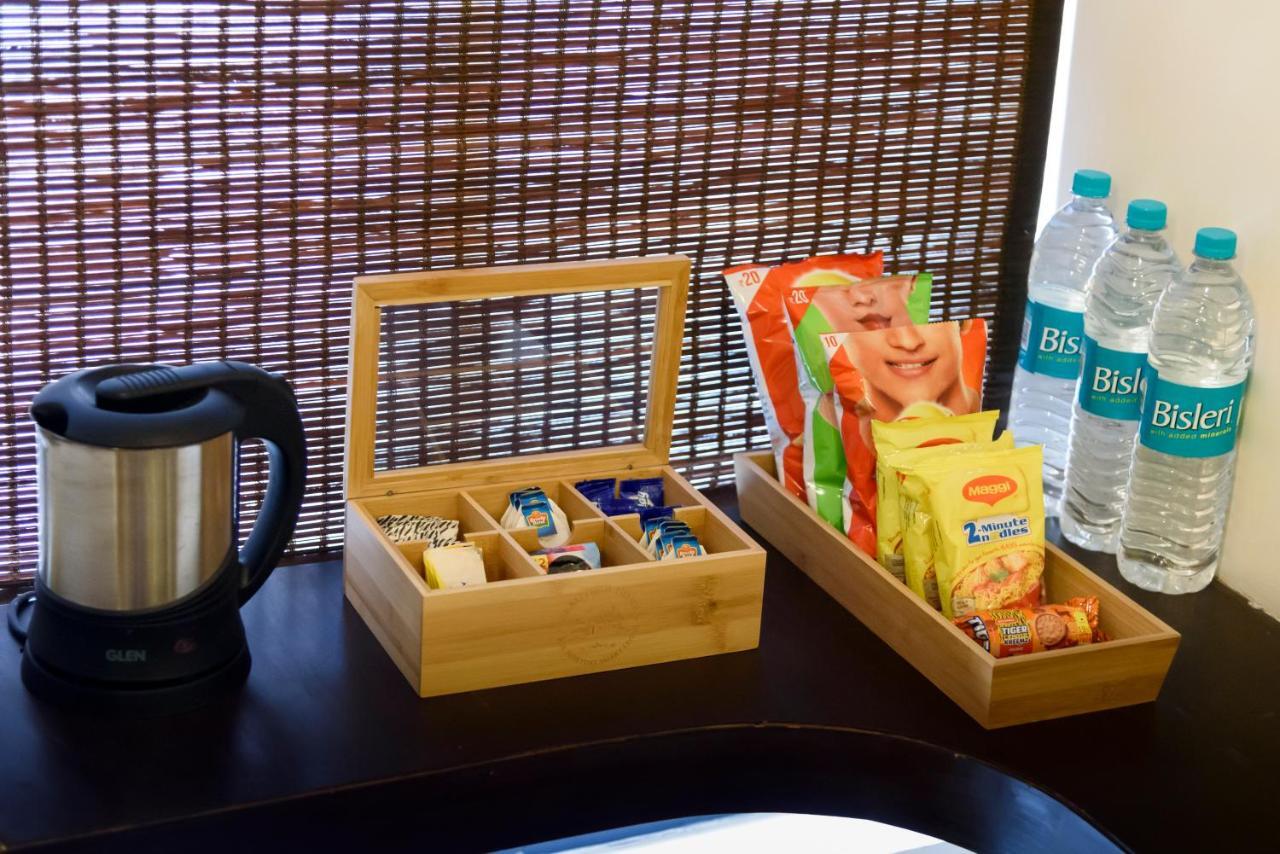 Beautiful Apartments At Tarudhan Valley Golf Resort, Manesar 古尔冈 外观 照片