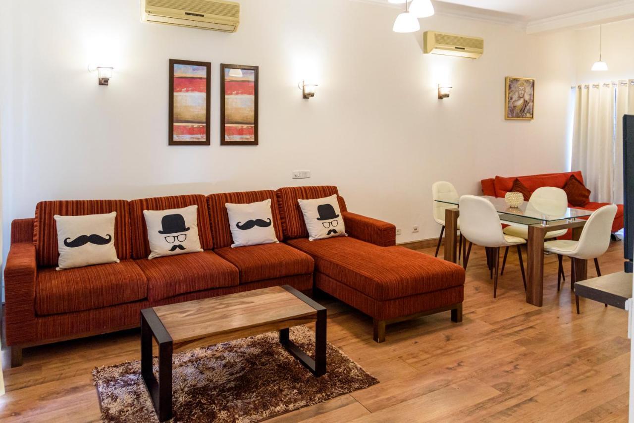 Beautiful Apartments At Tarudhan Valley Golf Resort, Manesar 古尔冈 外观 照片