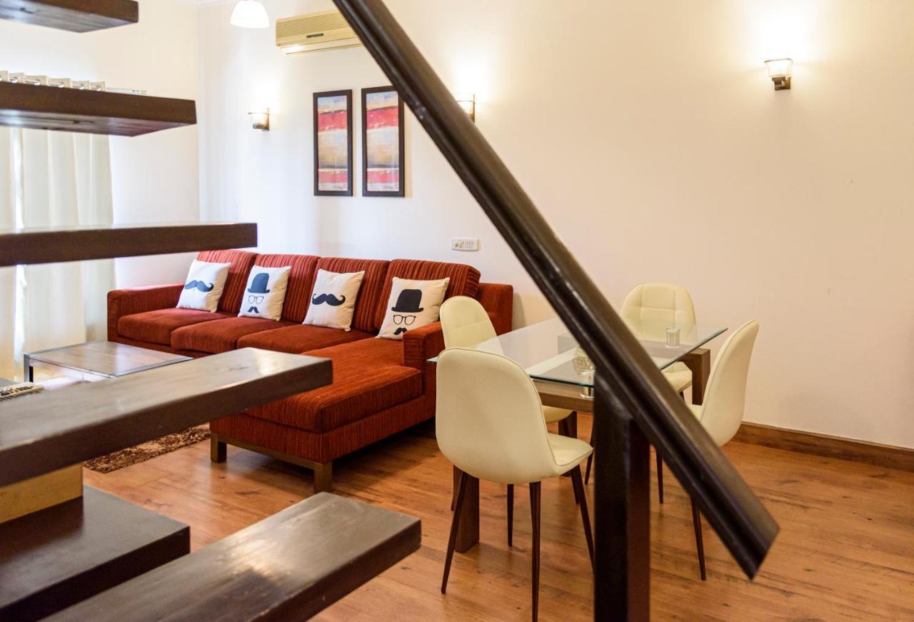 Beautiful Apartments At Tarudhan Valley Golf Resort, Manesar 古尔冈 外观 照片